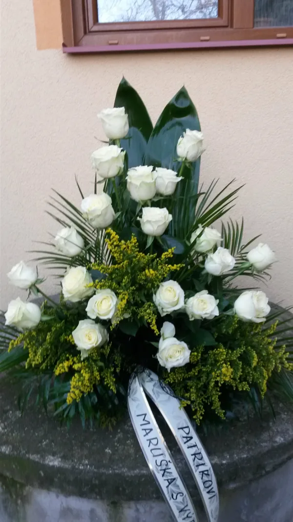 Smuteční — fotografie 7