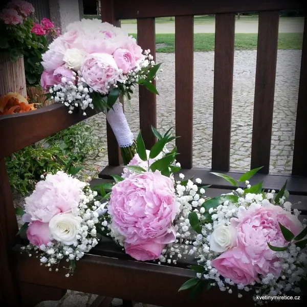 Svatby — fotografie 66