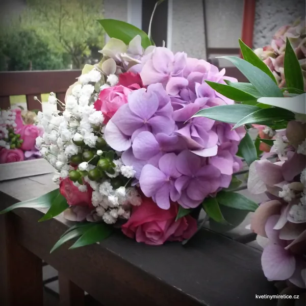 Svatby — fotografie 83