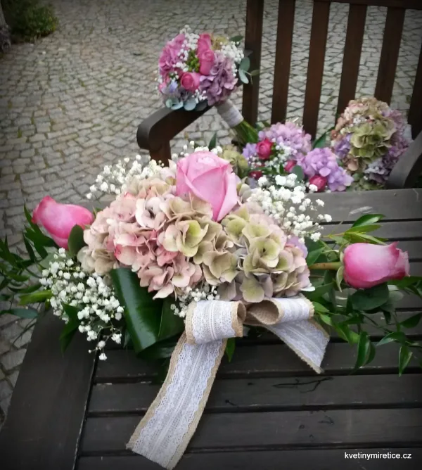 Svatby — fotografie 85