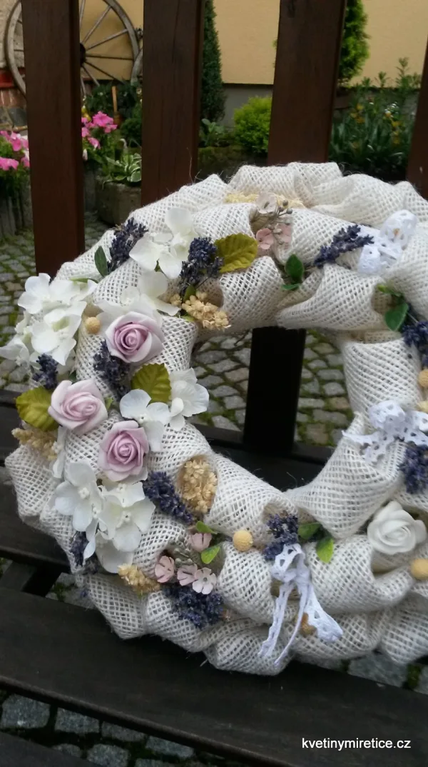 Věnce — fotografie 5