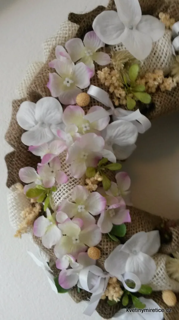 Věnce — fotografie 6
