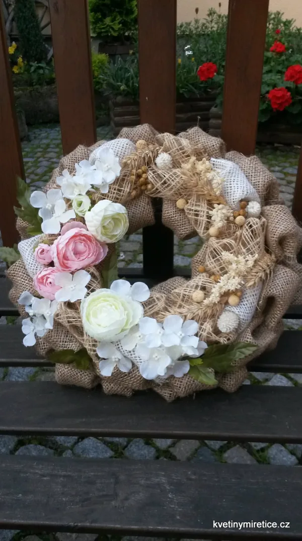 Věnce — fotografie 8