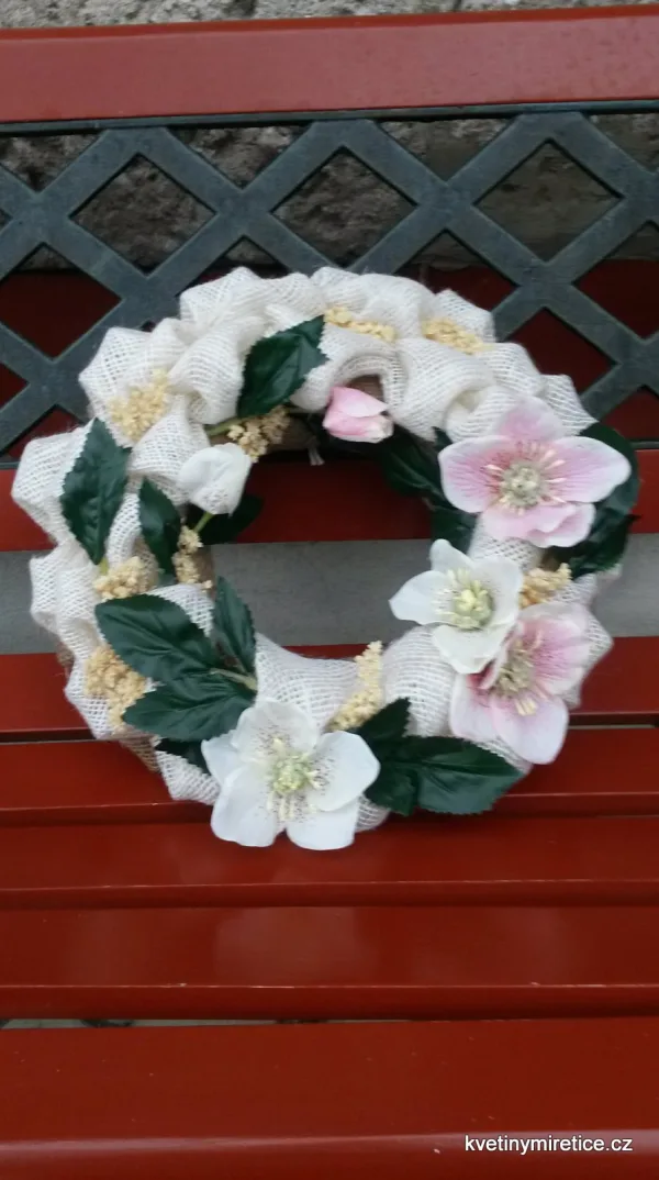 Věnce — fotografie 25