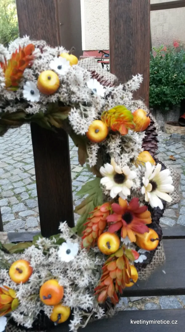 Věnce — fotografie 37