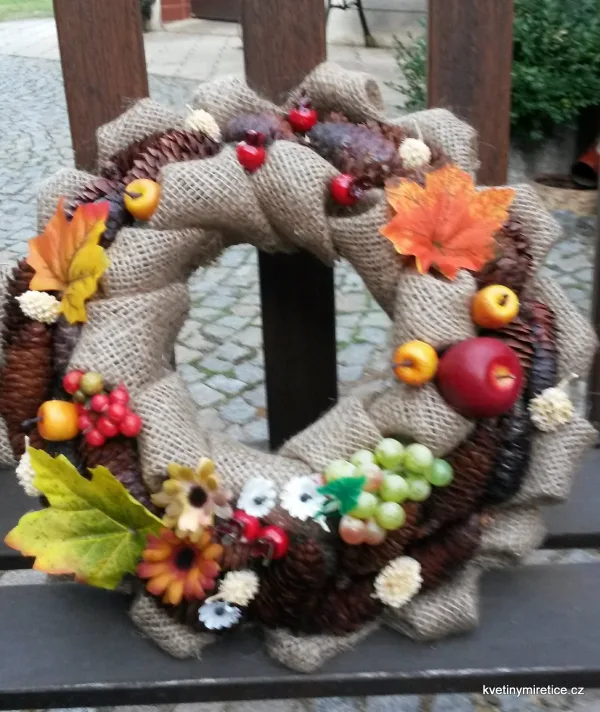 Věnce — fotografie 38