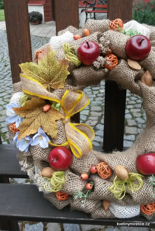 Věnce — fotografie 39