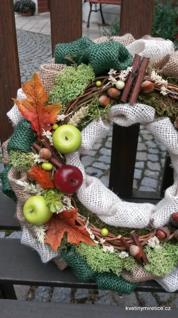 Věnce — fotografie 40