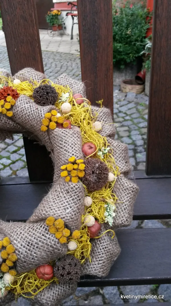 Věnce — fotografie 44