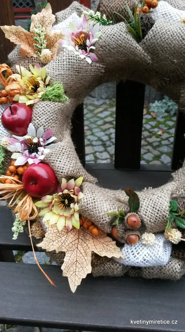 Věnce — fotografie 47