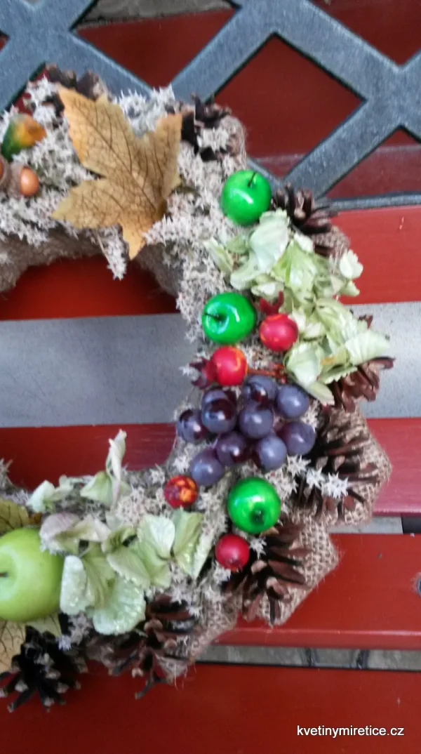 Věnce — fotografie 50