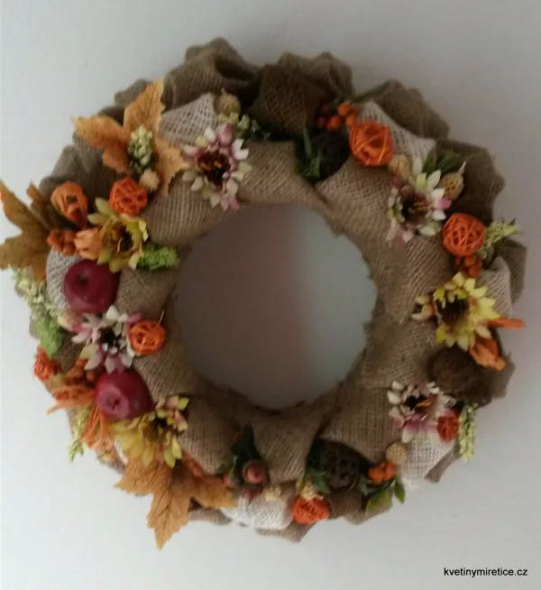 Věnce — fotografie 52