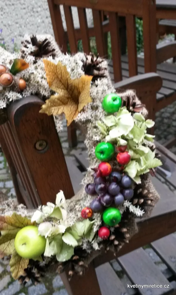 Věnce — fotografie 55