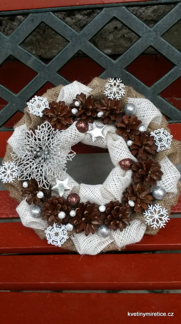 Věnce — fotografie 58