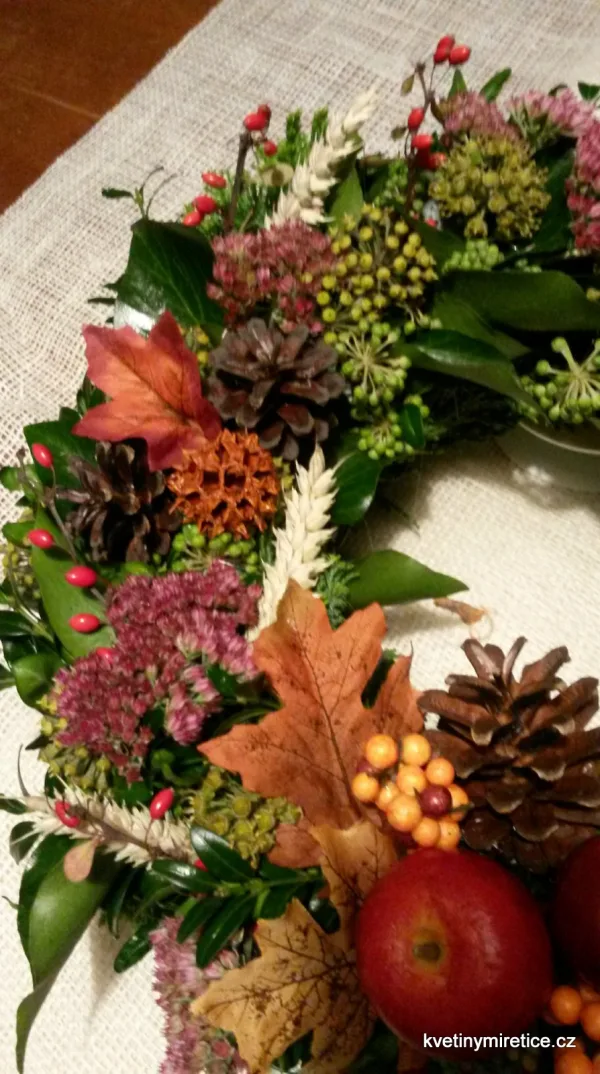 Věnce — fotografie 59